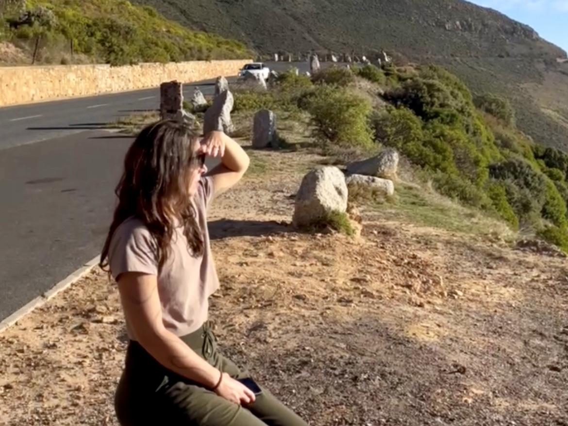 Garden Route - mulher na estrada